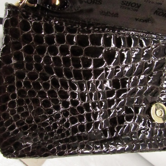 Michael Kors Crocodile Pattern Brown/Gold Patent Leather Baguette Bag - Picture 11 of 15